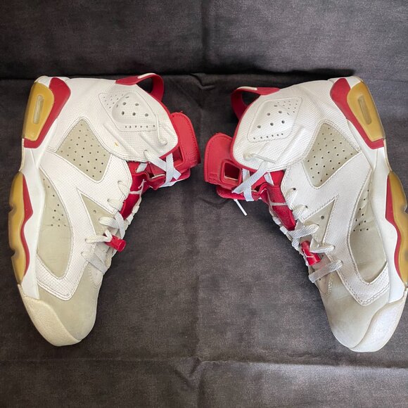 Air Jordan 6 Retro - Picture 4 of 5